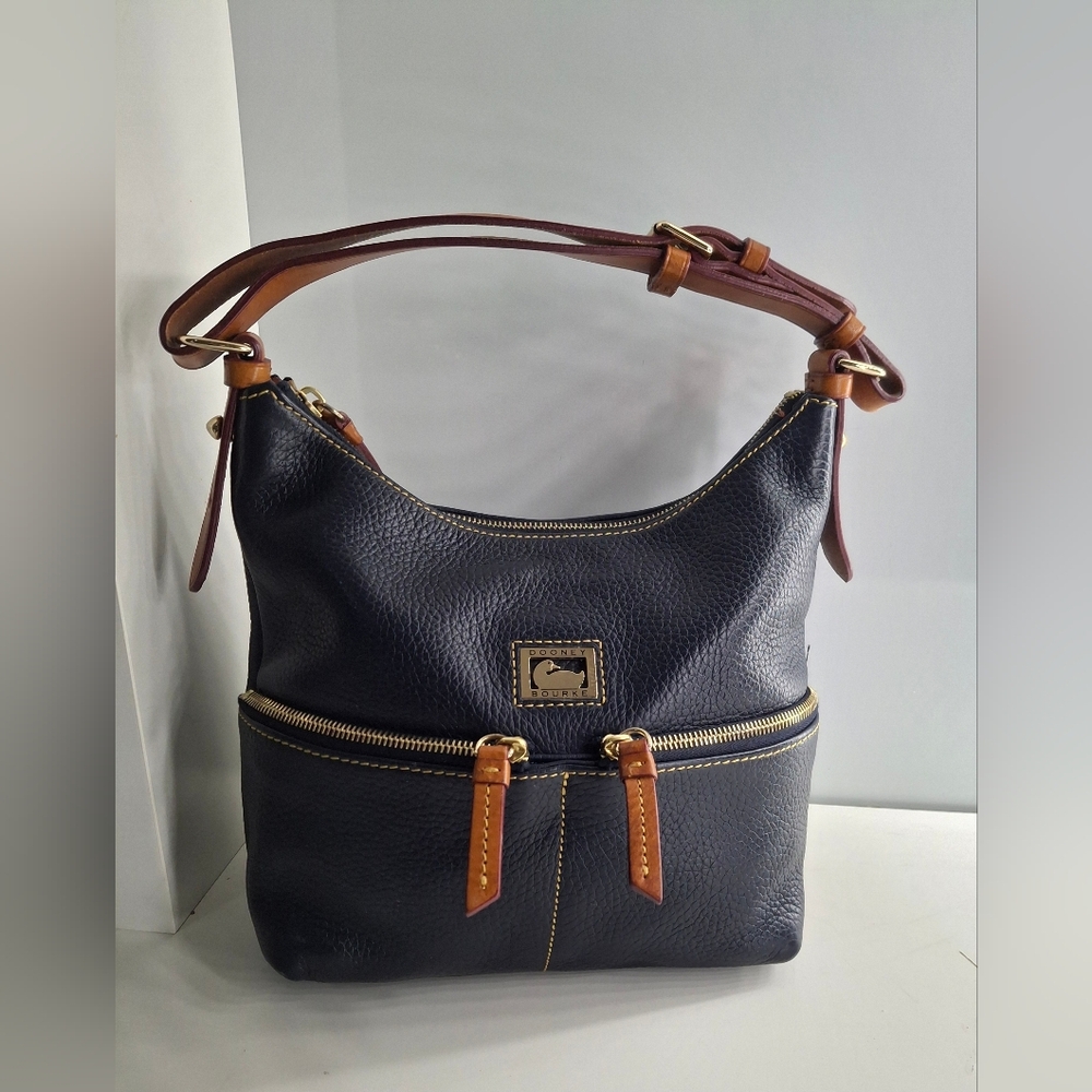 Dooney & Bourke Dillen Navy Pebbled Leather Shoulder Bag  EUC